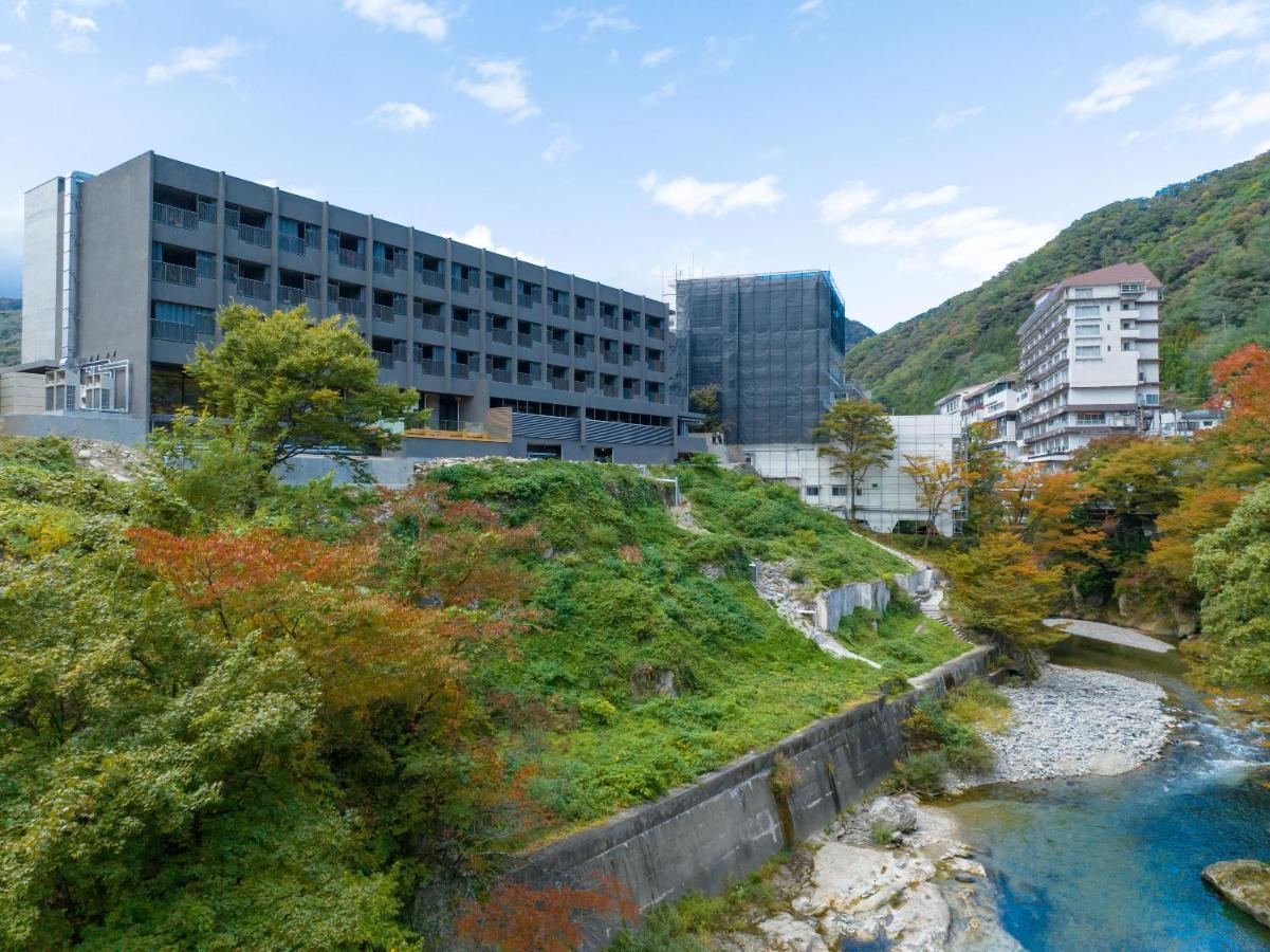 Отель Minakami Onsen Aratashi Минаками Экстерьер фото
